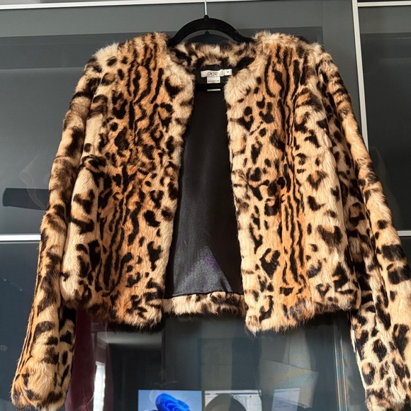 Cache Leopard Print real rabbit Fur Jacket - Picture 1 of 10